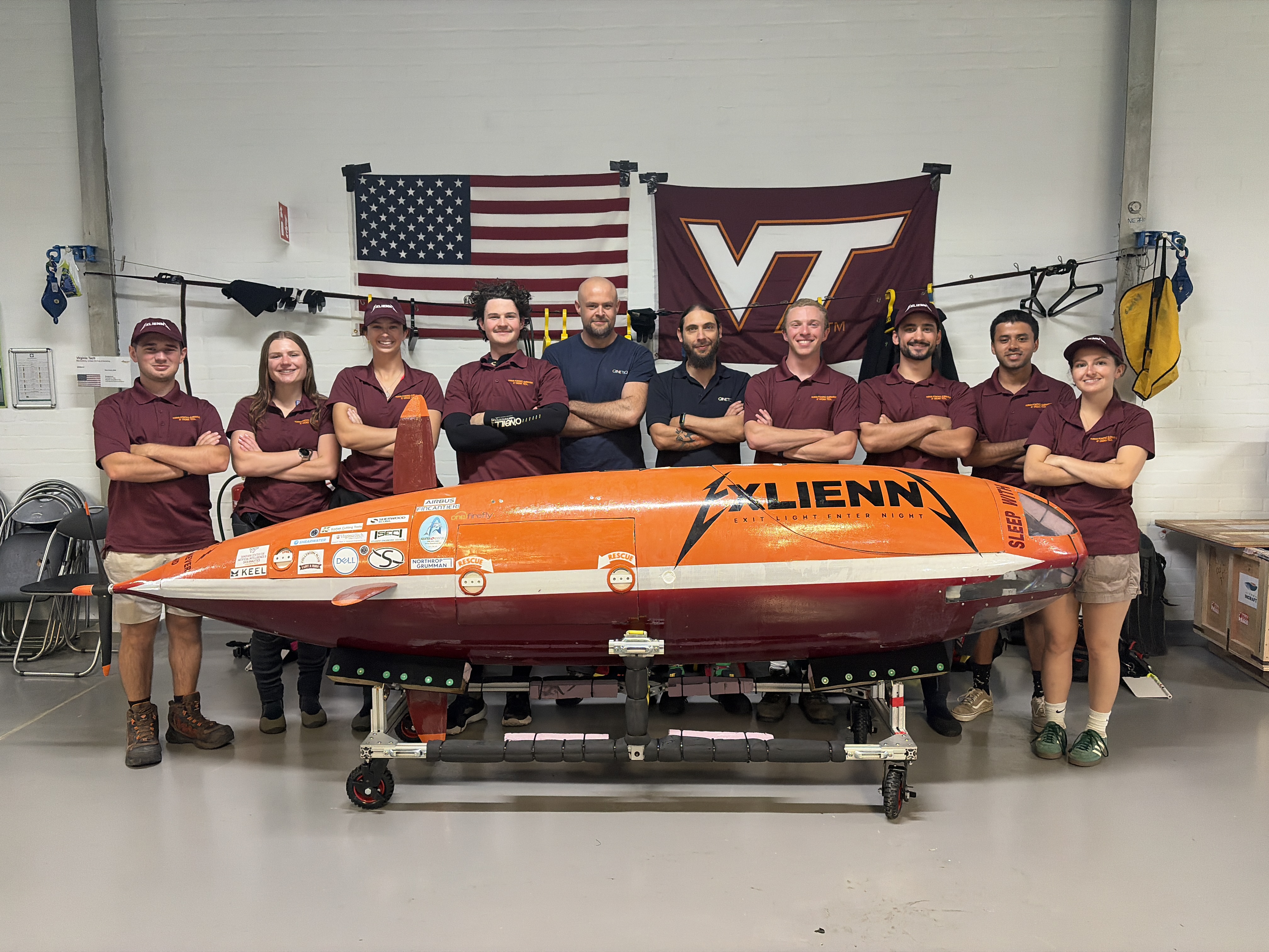 The 8 HPS members + 2 Staff behind the Submarine